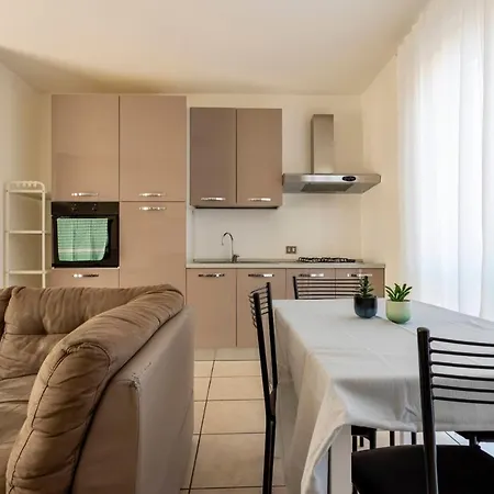 Duca's - Appartement Novara